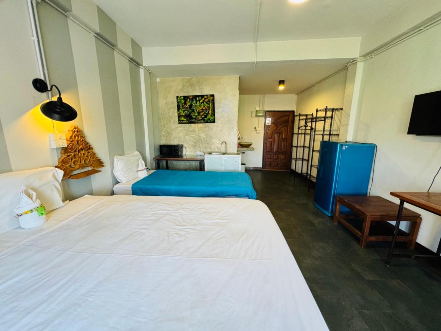 Retro At Phra Sing Guest House Chiang Mai Exterior foto